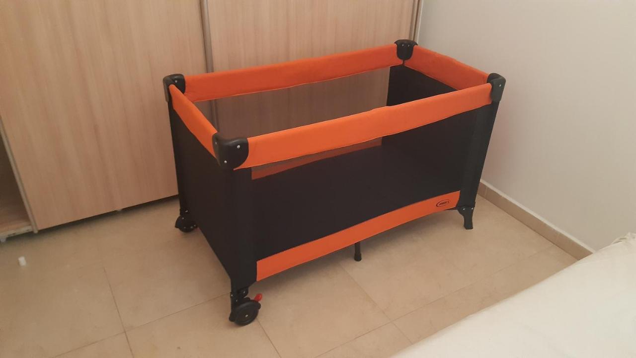 Apartment Maria Louiza Near Airport