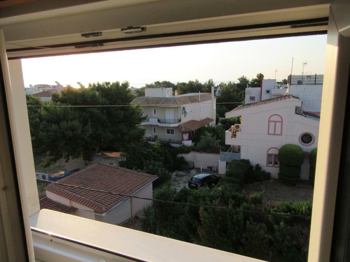 Maria Louiza Near Airport Apartment